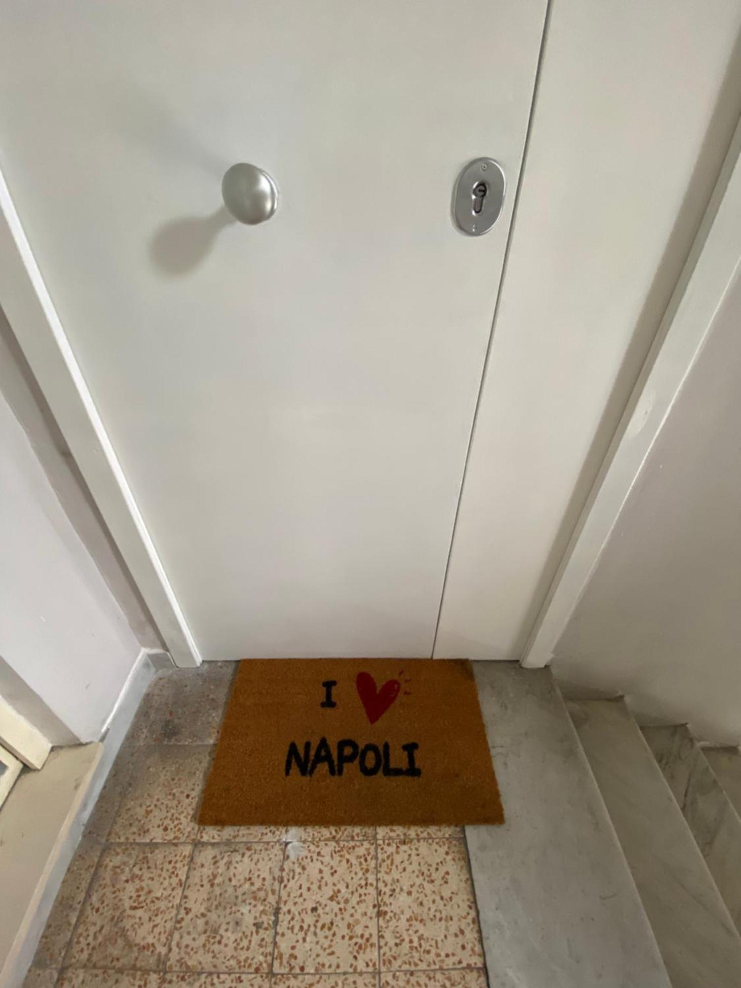 Ellebi Home Naples Luaran gambar